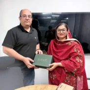  Adil Mir